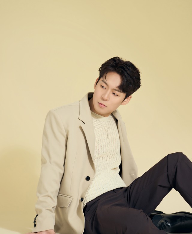 하동균 (감성 보컬리스트)
